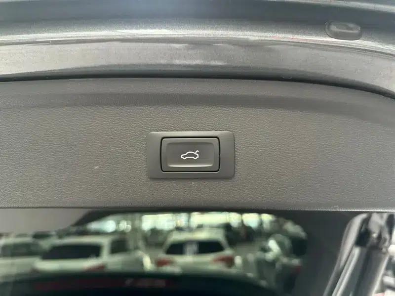 Audi A3 2024 Sportback 35 TFSI Fashion Sport — миниатюра 10