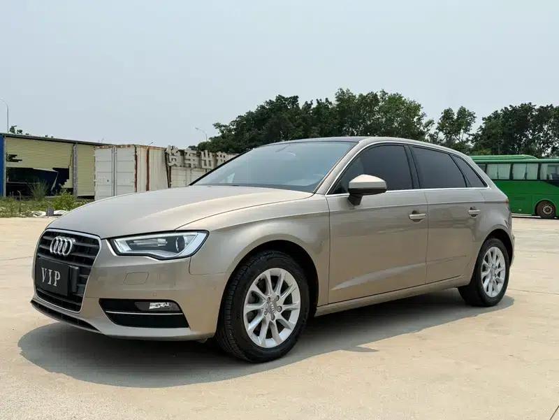 Audi A3 2016 Sportback 35 TFSI Leading Edition — миниатюра 1