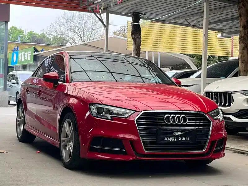 Audi A3 2018 30th Anniversary Edition Limousine 35 TFSI Fashion Model — миниатюра 3