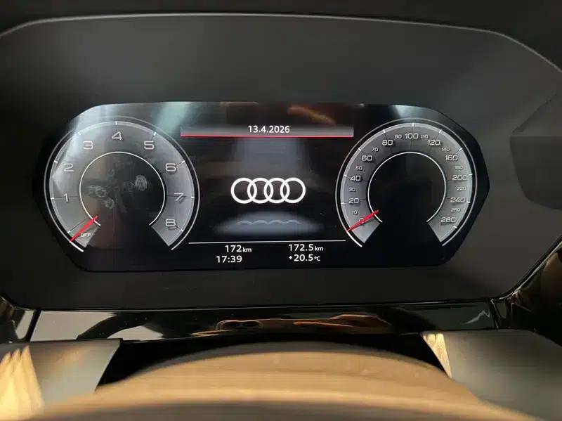 Audi A3 2025 A3L Limousine 35 TFSI Flying Spur Luxury Edition + Luxury Package — миниатюра 10