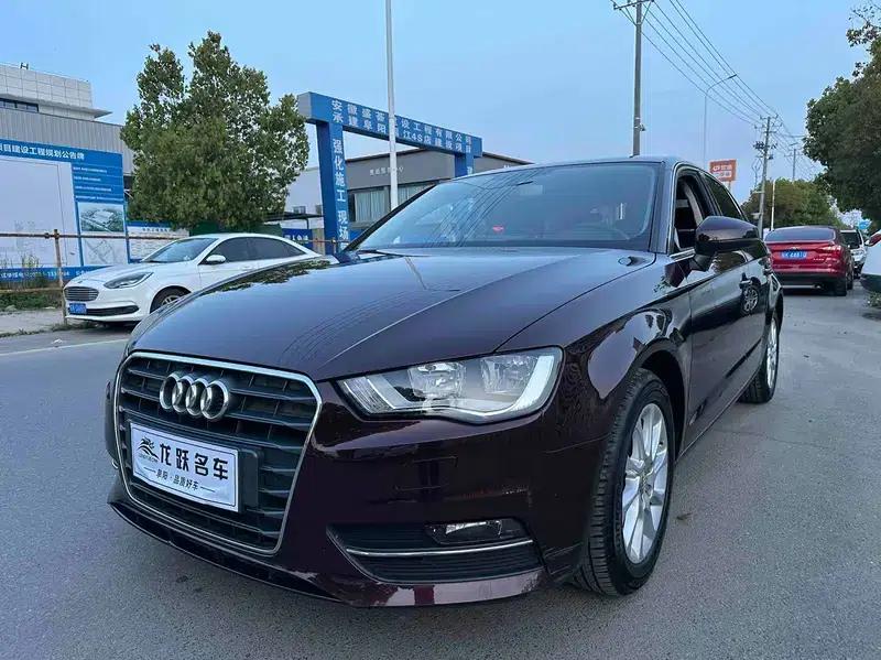 Audi A3 2016 Sportback 35 TFSI Progressive — миниатюра 1