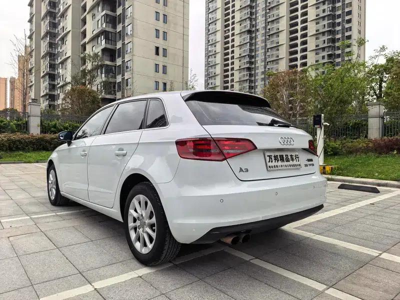 Audi A3 2014 Sportback 35 TFSI Automatic Entry-Level Model — миниатюра 5