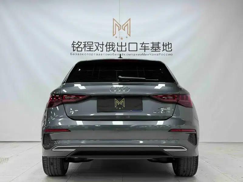 Audi A3 2022 Sportback 35 TFSI Fashionable Elegant Model — миниатюра 5
