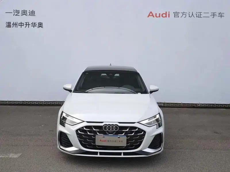 Audi A3 2025 Sportback 35 TFSI Flying Spur Luxury Edition — миниатюра 2