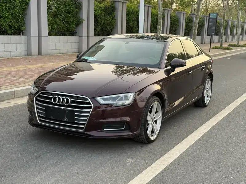 Audi A3 2017 Limousine 35 TFSI Fashion Edition — миниатюра 1