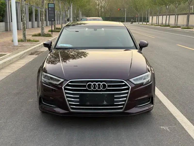Audi A3 2017 Limousine 35 TFSI Fashion Edition — миниатюра 2