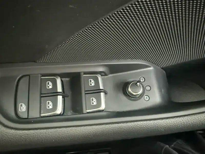 Audi A3 2017 Limousine 35 TFSI Fashion Edition — миниатюра 19
