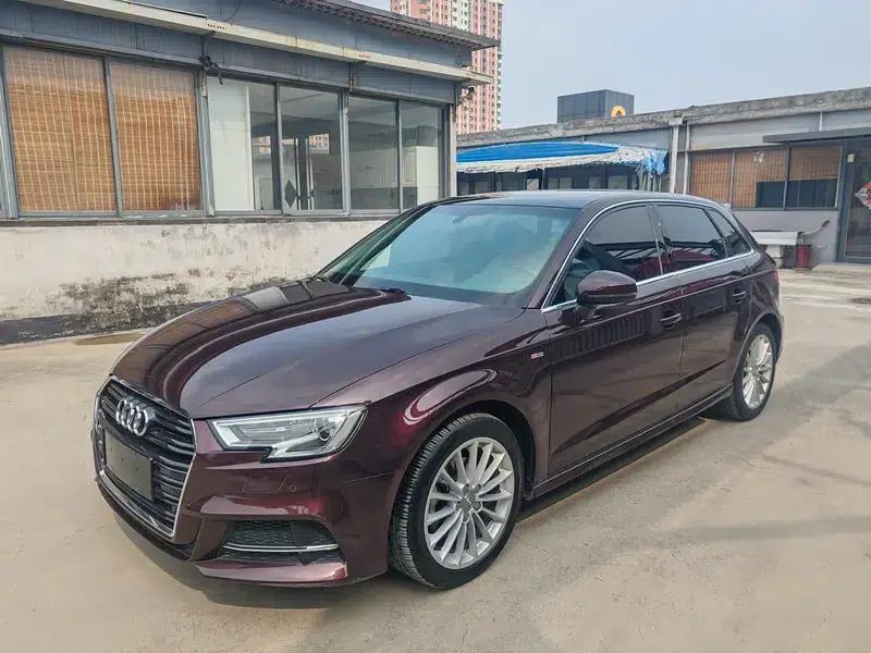 Audi A3 2018 30th Anniversary Edition Sportback 35 TFSI Fashion Model — миниатюра 1