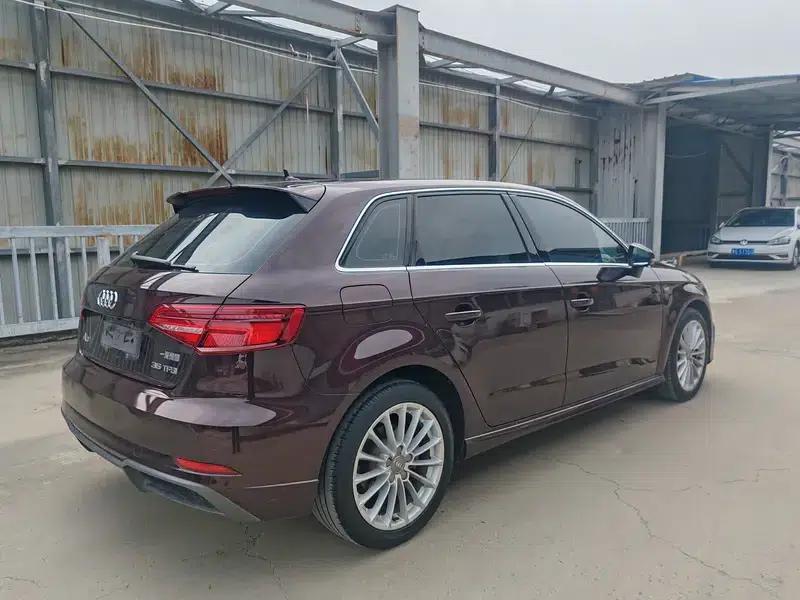 Audi A3 2018 30th Anniversary Edition Sportback 35 TFSI Fashion Model — миниатюра 6