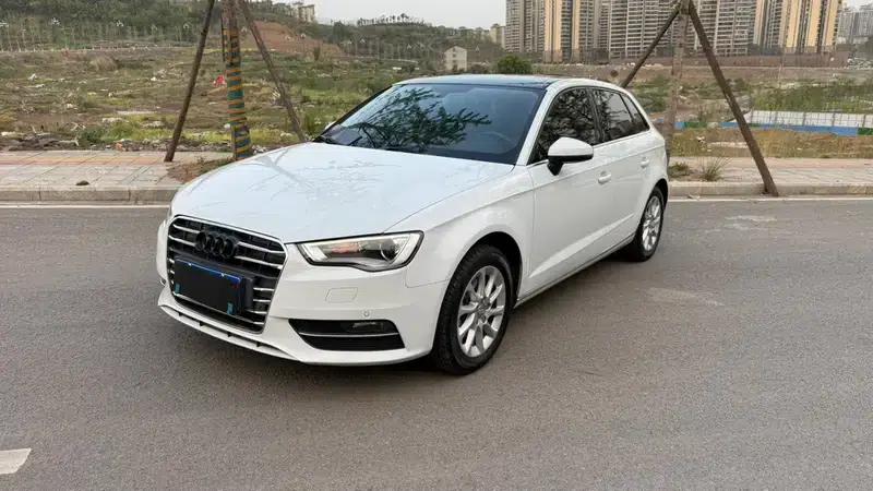 Audi A3 2016 Sportback 35 TFSI Leading Edition — миниатюра 1