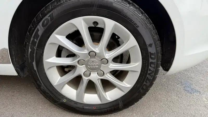 Audi A3 2016 Sportback 35 TFSI Leading Edition — миниатюра 9