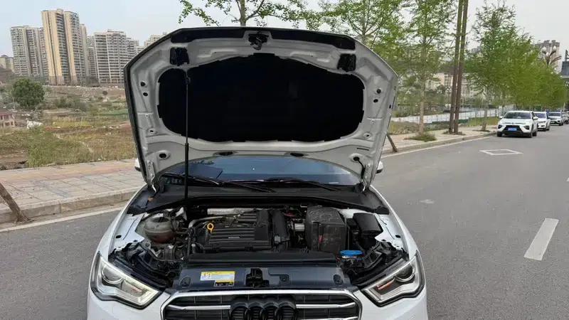 Audi A3 2016 Sportback 35 TFSI Leading Edition — миниатюра 10