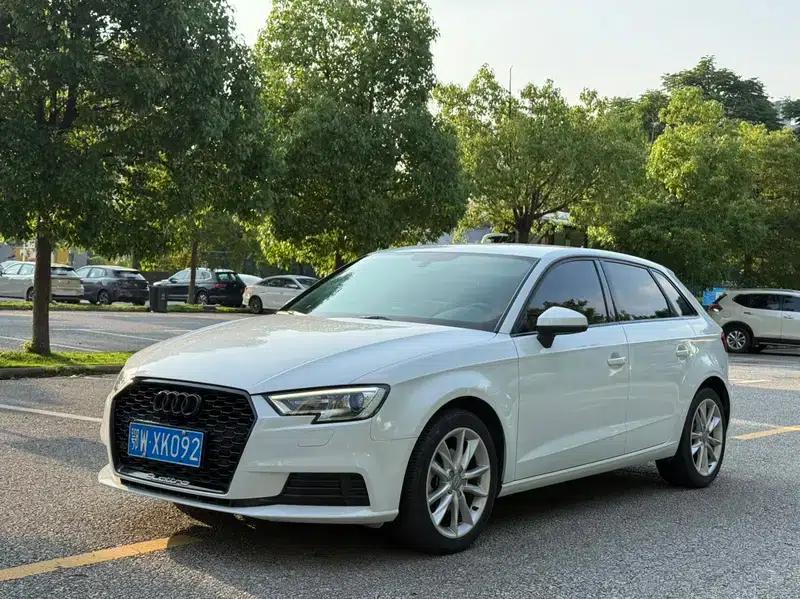 Audi A3 2018 30th Anniversary Edition Sportback 35 TFSI Progressive — миниатюра 1