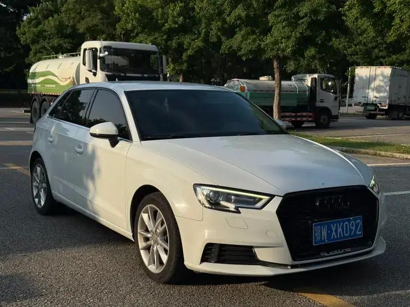 Audi A3 2018 30th Anniversary Edition Sportback 35 TFSI Progressive — миниатюра 3