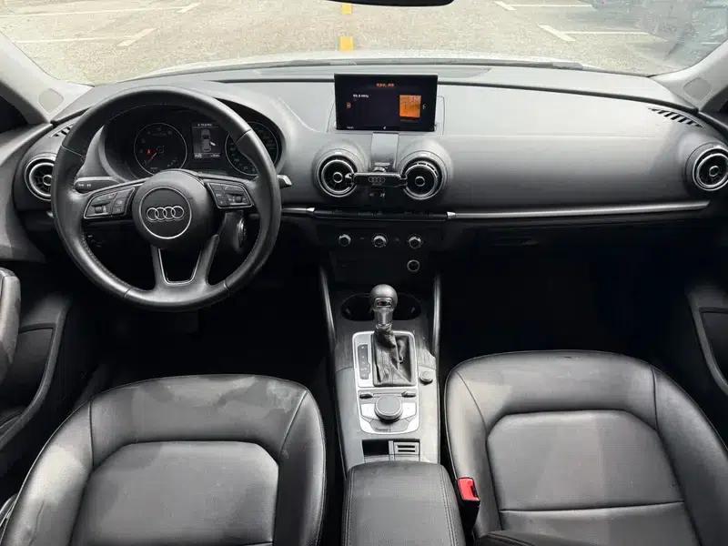Audi A3 2018 30th Anniversary Edition Sportback 35 TFSI Progressive — миниатюра 9