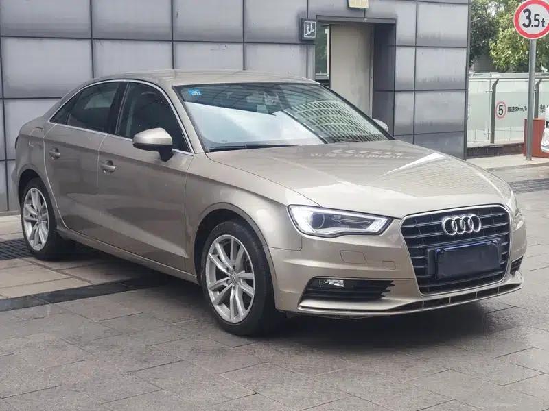 Audi A3 2016 Limousine 35 TFSI Progressive — миниатюра 3