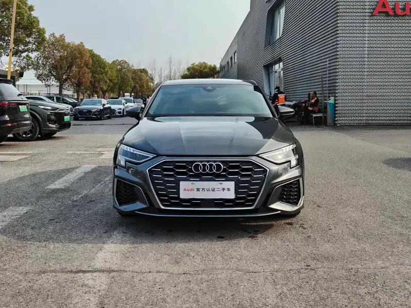 Audi A3 2021 Sportback 35 TFSI Progressive Sport — миниатюра 2