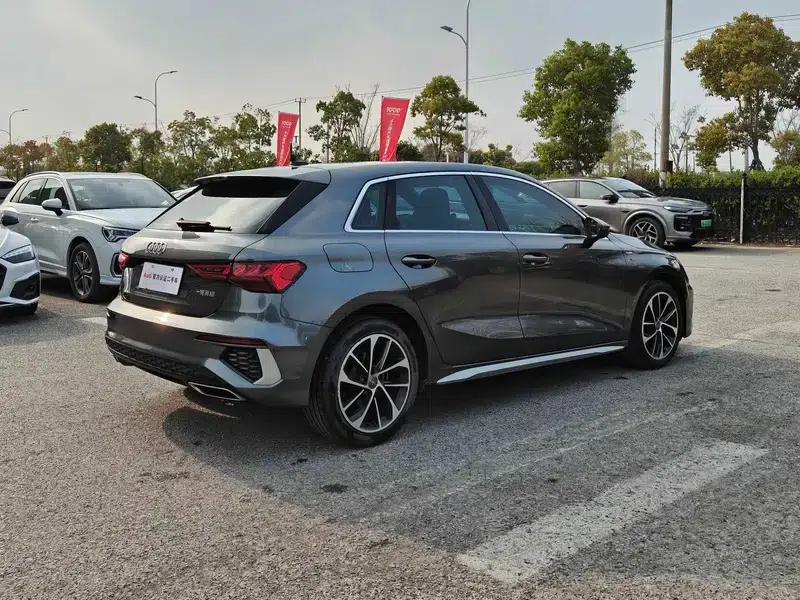 Audi A3 2021 Sportback 35 TFSI Progressive Sport — миниатюра 5