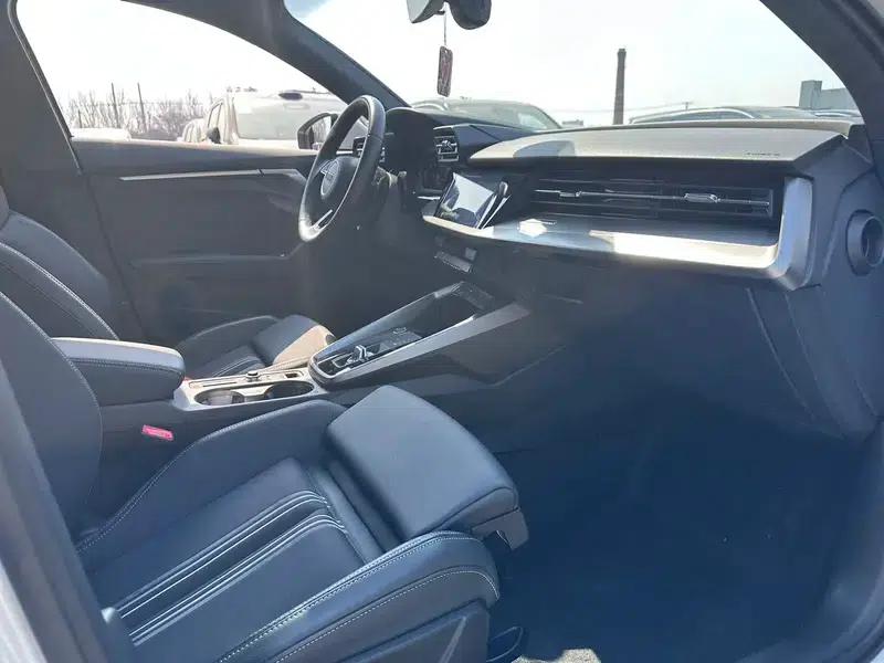 Audi A3 2023 Facelift A3L Limousine 35 TFSI Sporty Edition — миниатюра 14