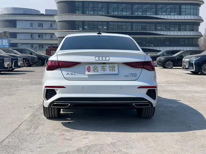 Audi A3 2023 Facelift A3L Limousine 35 TFSI Sporty Edition — миниатюра 5