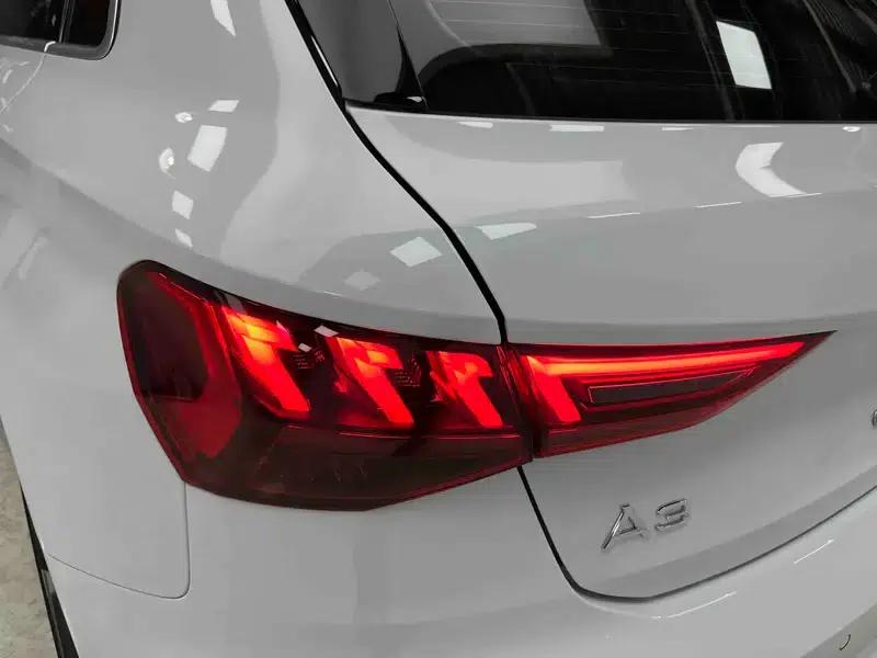 Audi A3 2023 Sportback 35 TFSI Luxury Sport — миниатюра 8