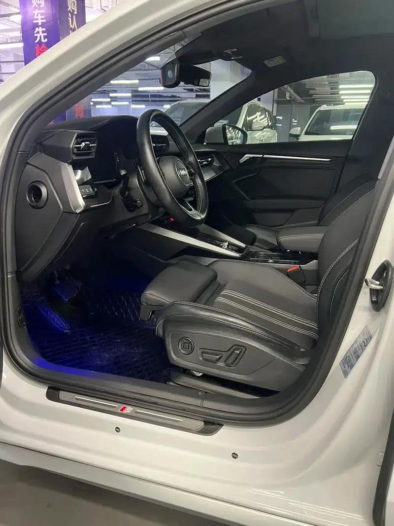 Audi A3 2023 Facelift A3L Limousine 35 TFSI Sporty Edition — миниатюра 17