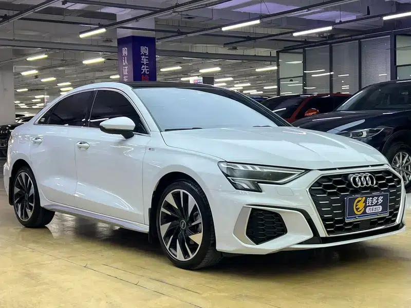 Audi A3 2023 Facelift A3L Limousine 35 TFSI Sporty Edition — миниатюра 3