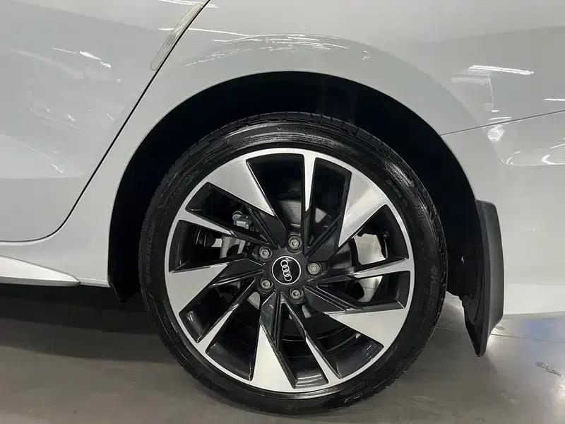 Audi A3 2023 Facelift A3L Limousine 35 TFSI Sporty Edition — миниатюра 8
