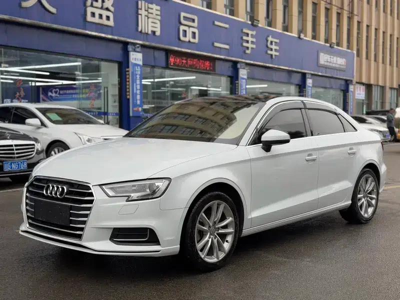 Audi A3 2019 Limousine 35 TFSI Progressive (China V Emission Standard) — миниатюра 1