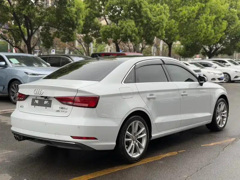 Audi A3 2019 Limousine 35 TFSI Progressive (China V Emission Standard) — миниатюра 6