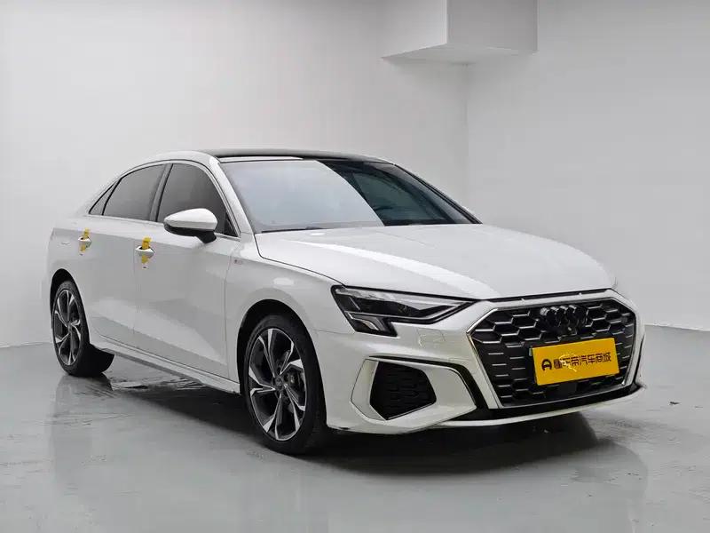 2022 Audi A3 A3L Limousine 35 TFSI Luxury Sport — миниатюра 3