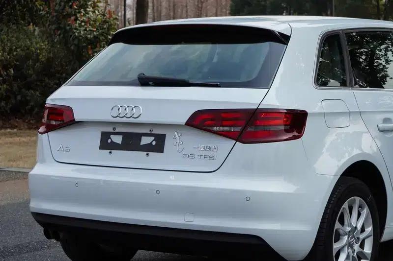 Audi A3 2016 Sportback 35 TFSI Progressive — миниатюра 9