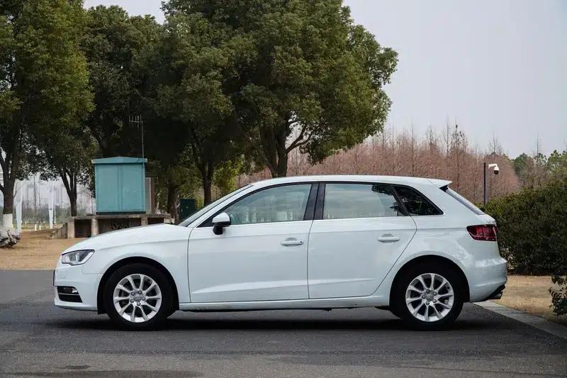 Audi A3 2016 Sportback 35 TFSI Progressive — миниатюра 10