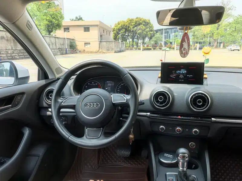 Audi A3 2016 Sportback 35 TFSI Progressive — миниатюра 11