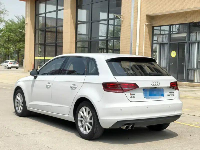 Audi A3 2016 Sportback 35 TFSI Progressive — миниатюра 4