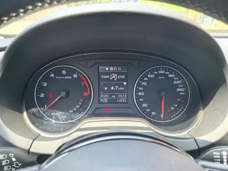 Audi A3 2016 Sportback 35 TFSI Progressive — миниатюра 10