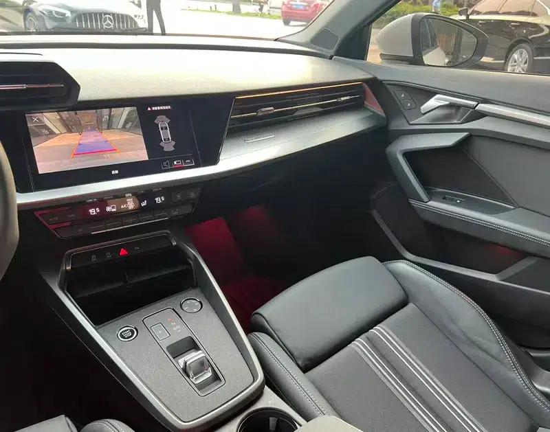 Audi A3 2023 Facelift A3L Limousine 35 TFSI Sporty Edition — миниатюра 10