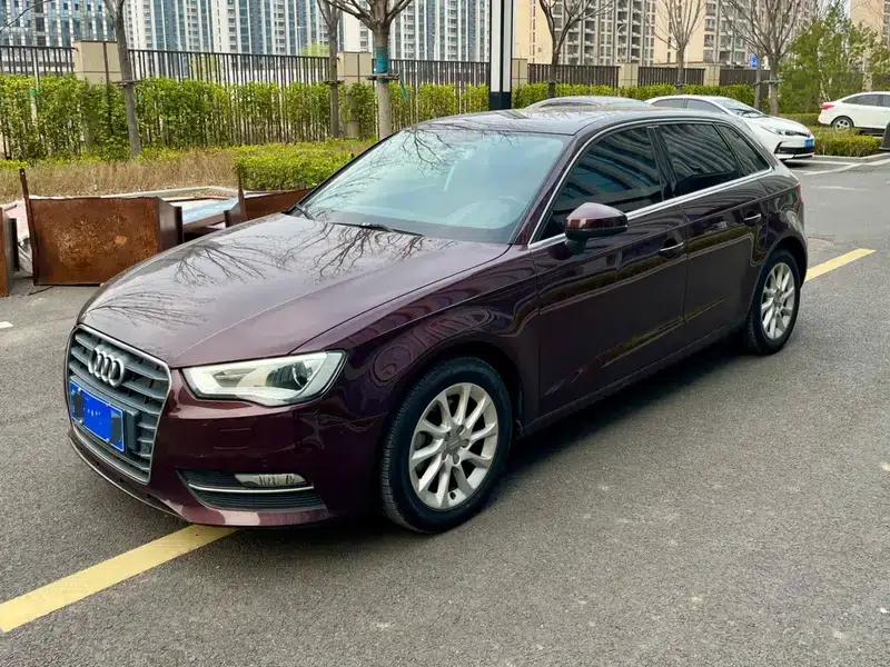 Audi A3 2016 Sportback 35 TFSI Leading Edition — миниатюра 1