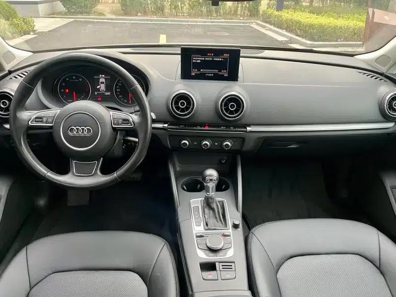 Audi A3 2016 Sportback 35 TFSI Leading Edition — миниатюра 11
