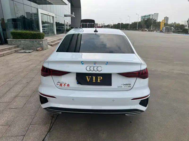 2024 Audi A3 A3L Limousine 35 TFSI Fashion Sport — миниатюра 5