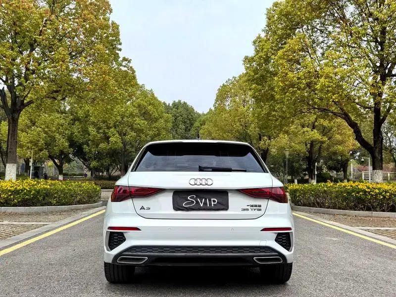 Audi A3 2023 Facelift Sportback 35 TFSI Fashion Sporty Model — миниатюра 5