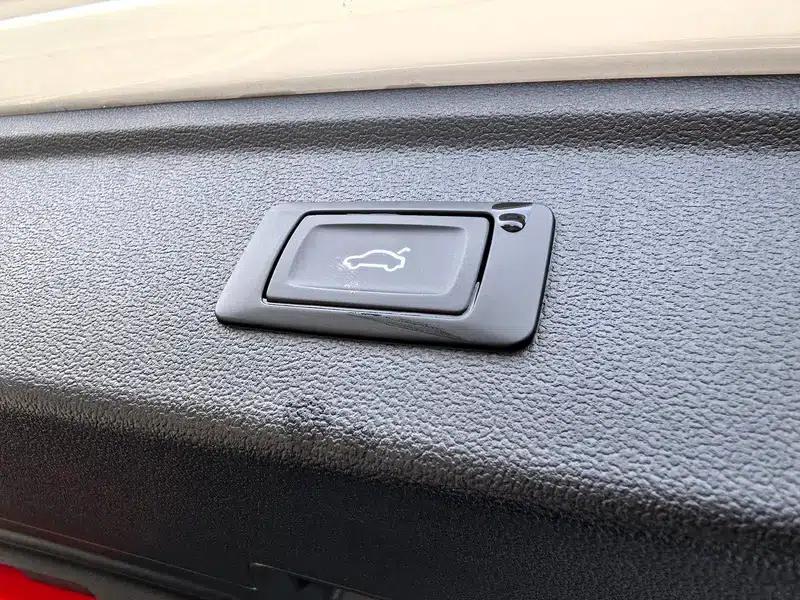 Audi A3 2023 Facelift Sportback 35 TFSI Fashion Sporty Model — миниатюра 7