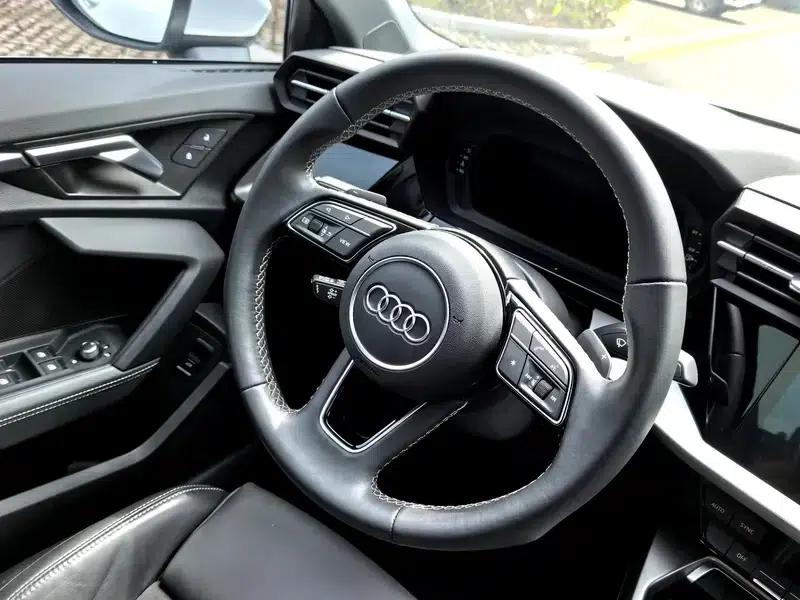 Audi A3 2023 Facelift Sportback 35 TFSI Fashion Sporty Model — миниатюра 10