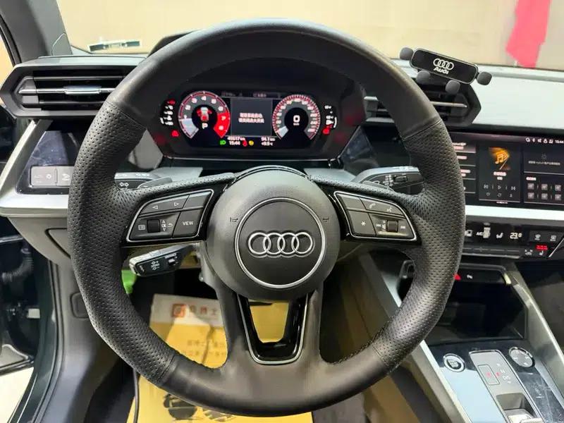 Audi A3 2021 Sportback 35 TFSI Fashion Sport — миниатюра 13