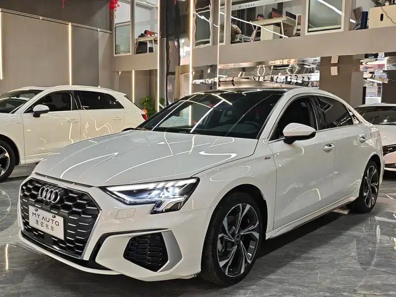 Audi A3 2023 Facelift A3L Limousine 35 TFSI Luxury Sport — миниатюра 1