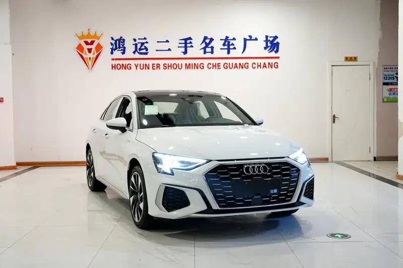 2024 Audi A3 A3L Limousine 35 TFSI Fashion Sport — миниатюра 3
