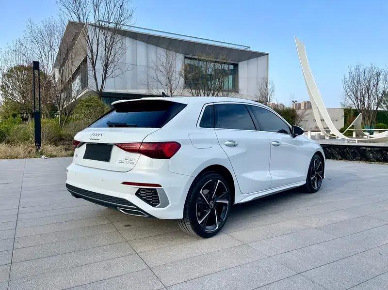 Audi A3 2023 Facelift Sportback 35 TFSI Fashion Sporty Model — миниатюра 6