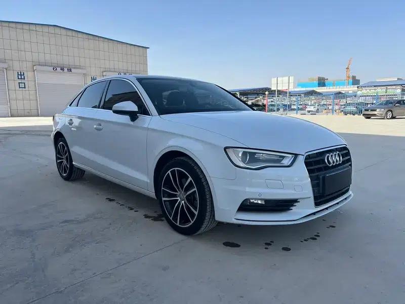 Audi A3 2016 Limousine 35 TFSI Special Edition — миниатюра 3