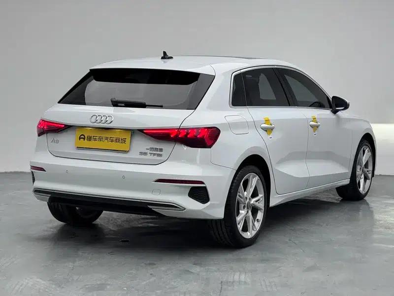 Audi A3 2021 Sportback 35 TFSI Fashionable Elegant Model — миниатюра 7