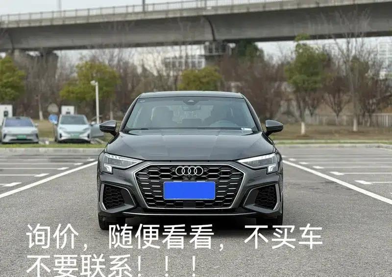 2024 Audi A3 A3L Limousine 35 TFSI Luxury Sport — миниатюра 2